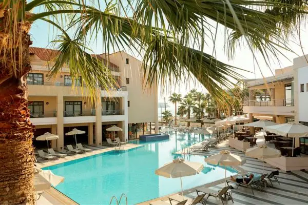 Pakkerejse til Kreta med halvpension Porto Platanias Beach Resort & Spa, Chania, Kreta, Grækenland