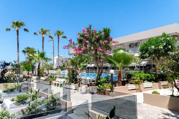 Missiria, Kreta, pool og terrasse