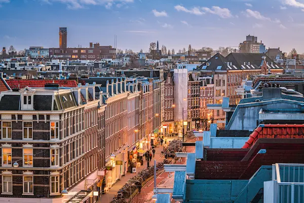 hvor skal man bo i amsterdam