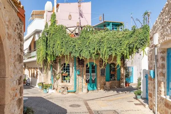 Hvor skal man bo på Kreta? En guide til de bedste steder at bo på Kreta