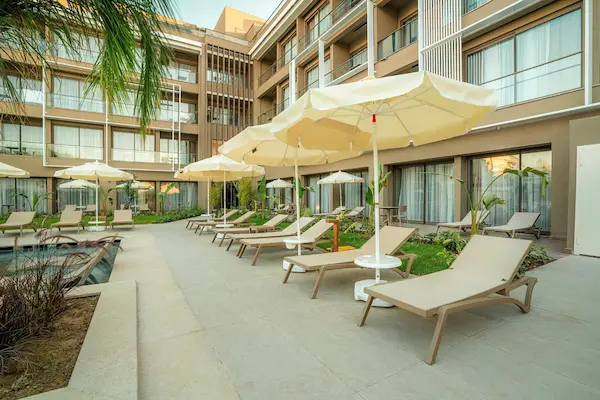 Voksenferie i Tyrkiet - poolomr&aring;de