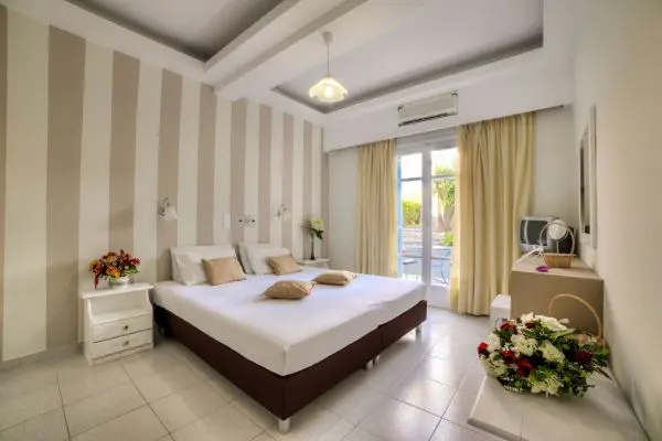 Rejse til Santorini - Pantheon Hotel