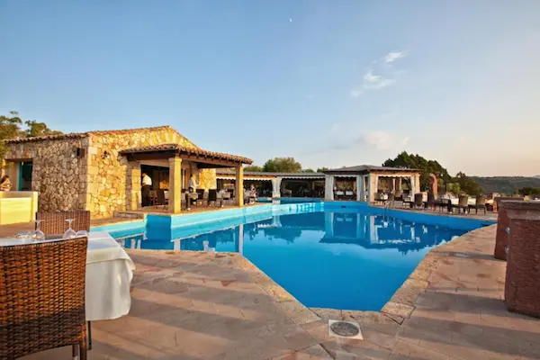 Residence Stella di Gallura, Sardinien, poolområde