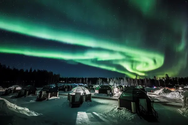 Arctic SnowHotel & Glass Igloos, Rovaniemi, glasigloer og nordlys