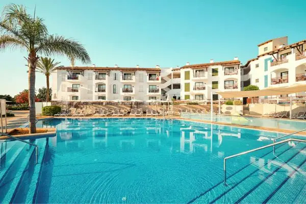 Sunwing Cala Bona Seafront, pool