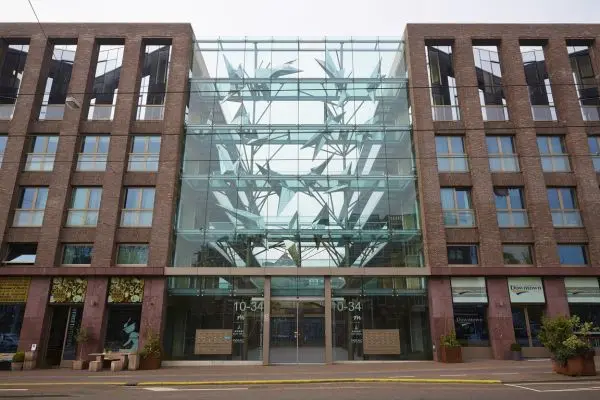 Amadi Park Hotel, facade