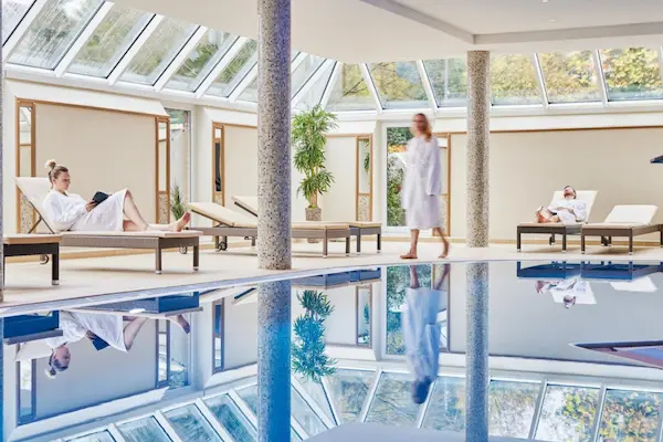 Schokoladenhotel Voss- indendørs poolområde