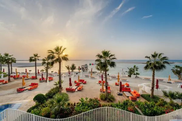 voco Dubai Nice The Heart of Europe, strand
