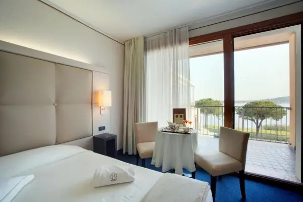 Rejse til Iseosøen Cocca Hotel Royal Thai Spa, værelse