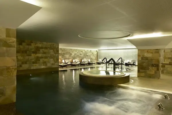 Porto Palácio Hotel by The Editory, Porto, pool og spa