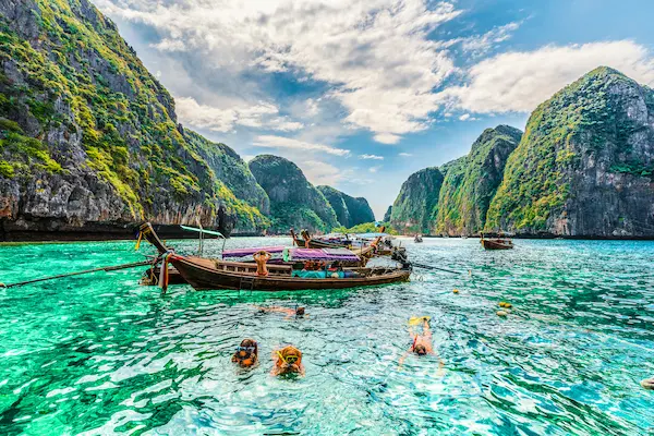 Snorkling Phi Phi Islands