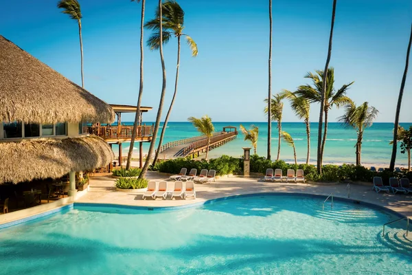 Pakkerejse til Den Dominikanske Republik Impressive Punta Cana, Den Dominikanske Republik, pool med strand og havudsigt