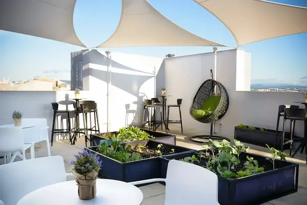 Vinsmagning i Porto Rooftop-terrasse
