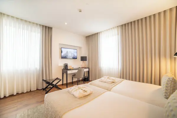 Rejse til Lissabon Hotelværelse