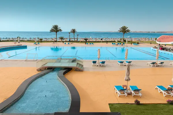 Old Palace Resort, Egypten, pool og havudsigt