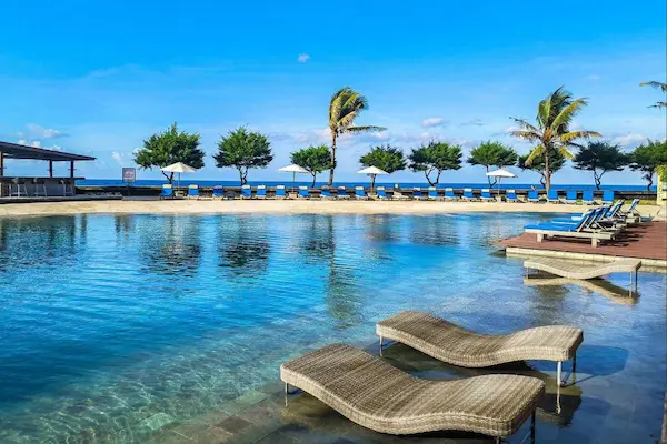 Kombirejse til Sydøstasien - Singapore og Bali Poolområde