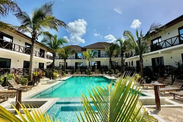Rejse til Zanzibar - tropisk ferie på paradisø Sand Beach Boutique Hotel, pool