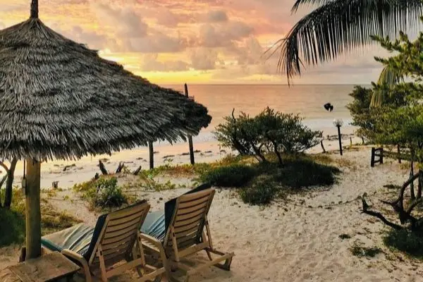 Rejse til Zanzibar - tropisk ferie på paradisø Sand Beach Boutique Hotel, strand