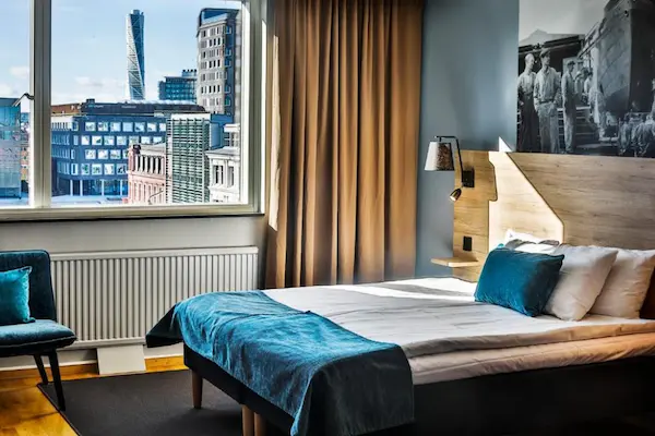 Hotelophold i Malmø - hyggelig og budgetvenlig smuttur First Hotel Jörgen Kock, Malmø, værelse
